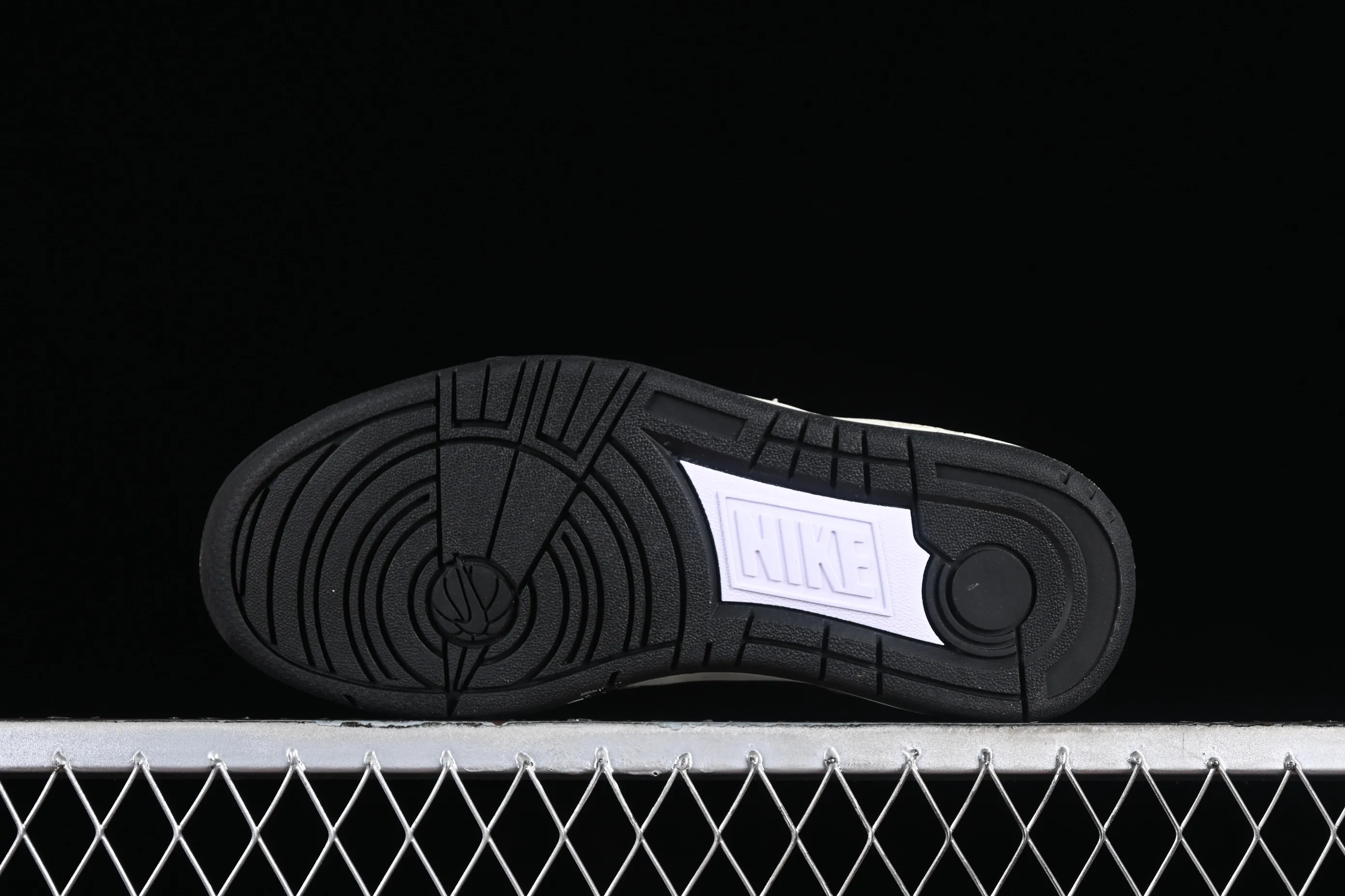 All Categories Nk SB Dunk Series Nk Air Alpha Force 88 Campus Shoes Nk Air Alpha Force 88 "Billie Eilish" Nike Campus Casual Shoes FB1362-101